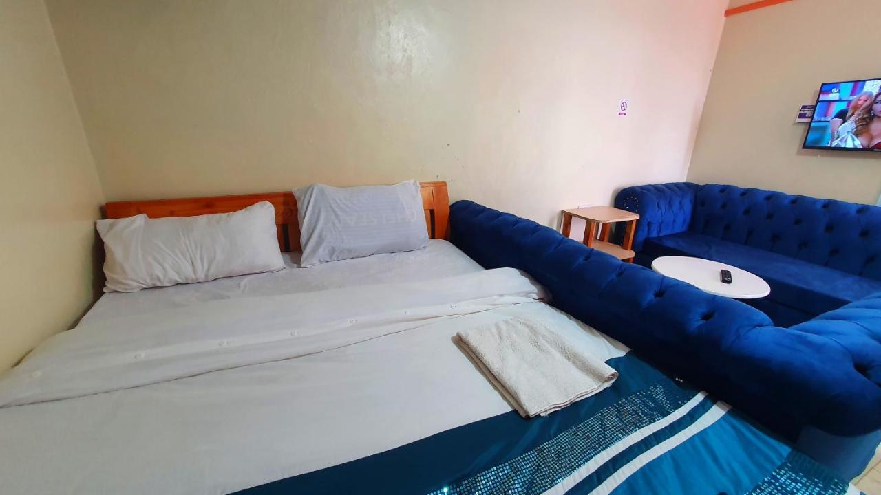 Lola'S Nest Along The Highway - Free Parking, Wifi, Netflix & Rooftop Views Apartment Kikuyu Exterior photo